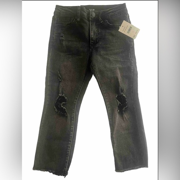 Joe's Jeans Other - Joe’s Jeans Kids The Aubrey high rise relaxed fit‎ black distressed jeans size 6